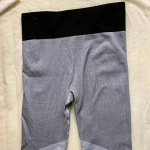 Aerie tinted grey leggings L